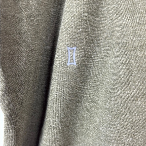 Kit and Ace Short Sleeve Tee Olive Green Men's Size Medium - Picture 4 of 6